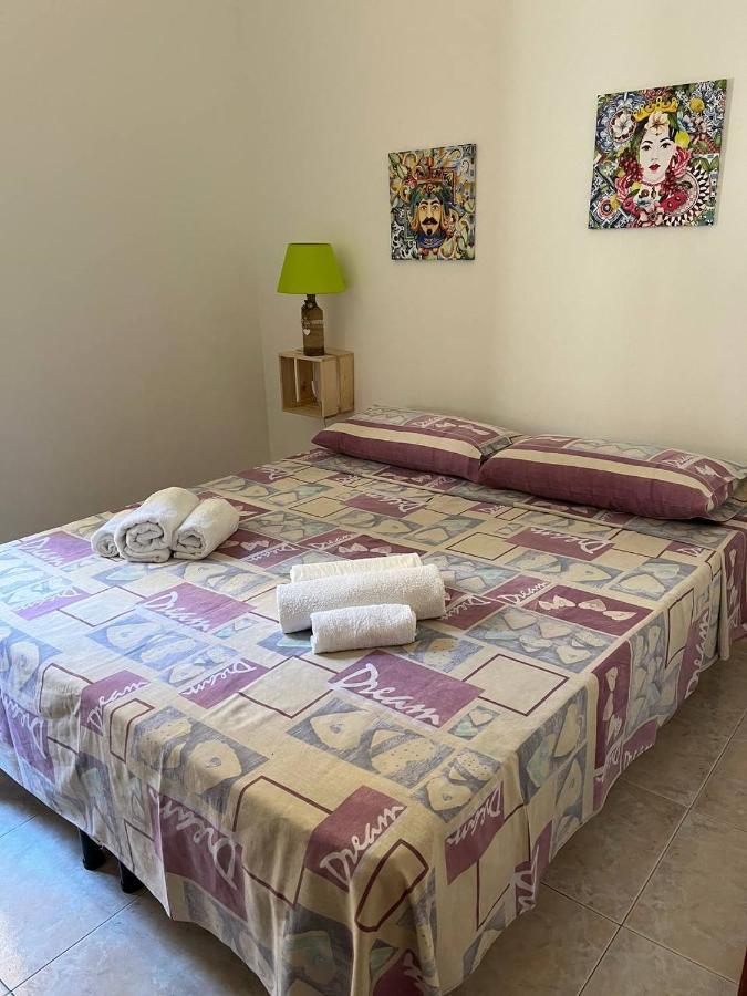 Al Cortile Di Maqueda Apartment Палермо Екстериор снимка