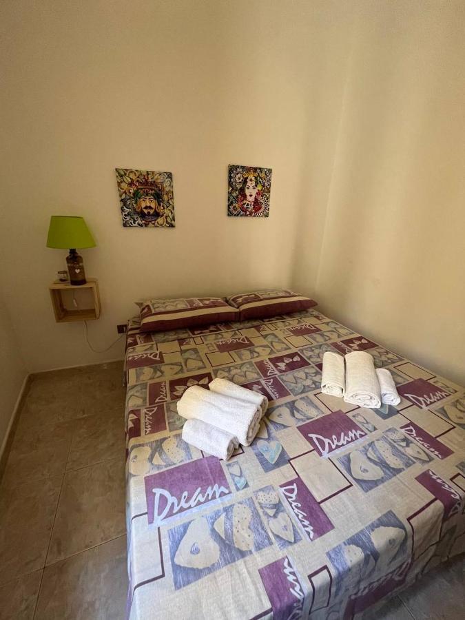 Al Cortile Di Maqueda Apartment Палермо Екстериор снимка