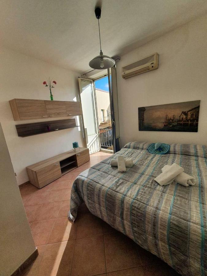Al Cortile Di Maqueda Apartment Палермо Екстериор снимка