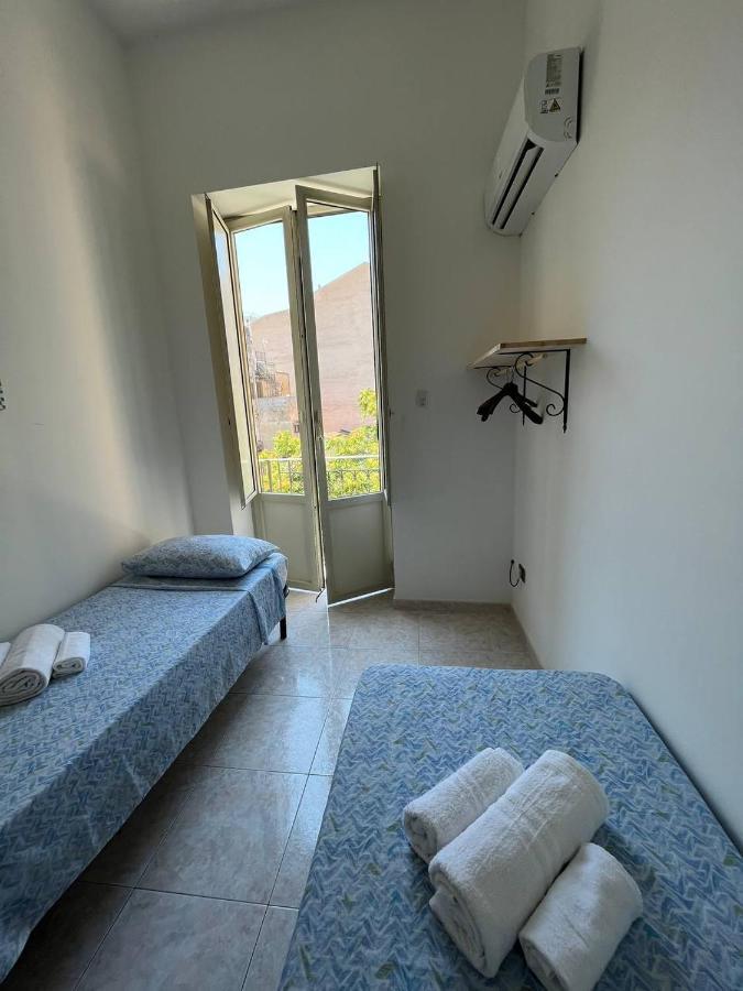 Al Cortile Di Maqueda Apartment Палермо Екстериор снимка