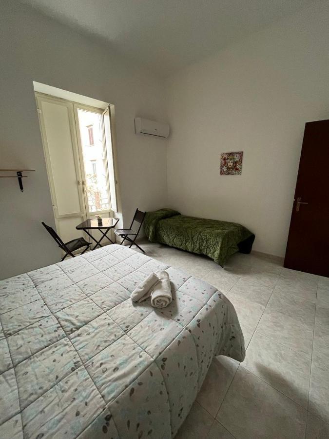Al Cortile Di Maqueda Apartment Палермо Екстериор снимка