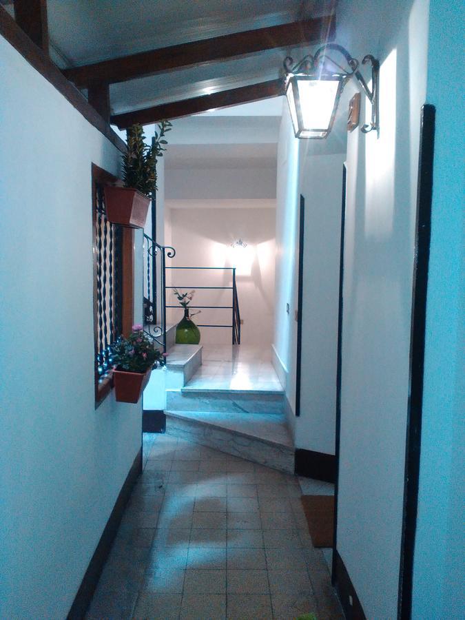 Al Cortile Di Maqueda Apartment Палермо Екстериор снимка